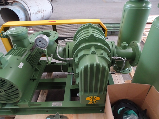 1500rpm 10Kpa 2.67m³/menit Penanganan Panas Roots Blower Dengan Baja Tahan Karat